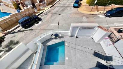 Resale - Villa -
San Miguel - Las filipinas