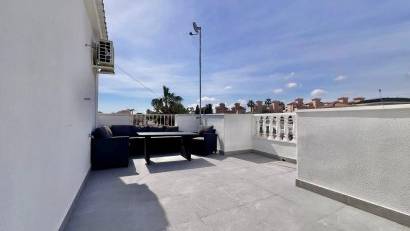 Resale - Villa -
San Miguel - Las filipinas