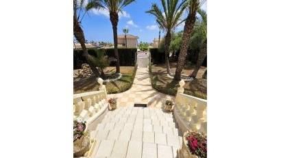 Återförsäljning - Villa -
Ciudad quesada - Ciudad Quesada