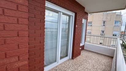 Resale - Apartment -
Torrevieja - Punta Prima