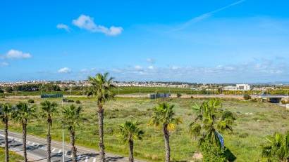 Reventa - Apartment -
Torrevieja - La Veleta