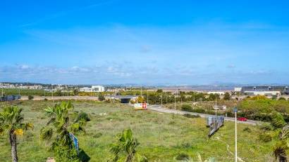 Reventa - Apartment -
Torrevieja - La Veleta