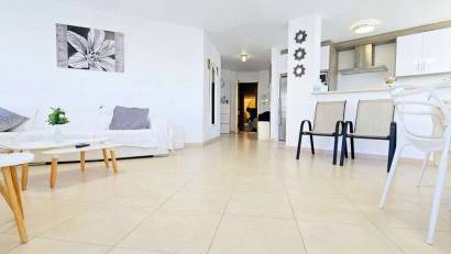 Resale - Apartment -
Torrevieja - Puerto Deportivo