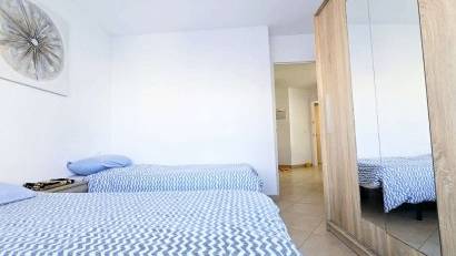 Resale - Apartment -
Torrevieja - Puerto Deportivo