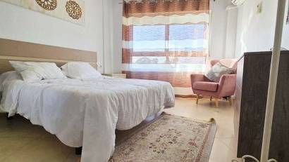 Resale - Apartment -
Torrevieja - Puerto Deportivo