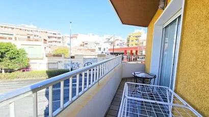 Resale - Apartment -
Torrevieja - Puerto Deportivo