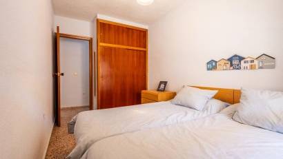 Återförsäljning - Apartment -
Torrevieja - Playa de los Naufragos