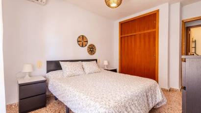 Återförsäljning - Apartment -
Torrevieja - Playa de los Naufragos