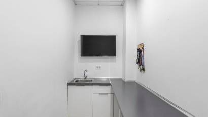 Reventa - Commercial Unit -
Torrevieja - La Mata