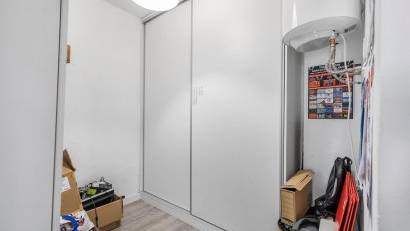 Reventa - Commercial Unit -
Torrevieja - La Mata