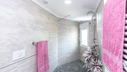 Resale - Villa -
Campoamor - Lomas de Don Juan