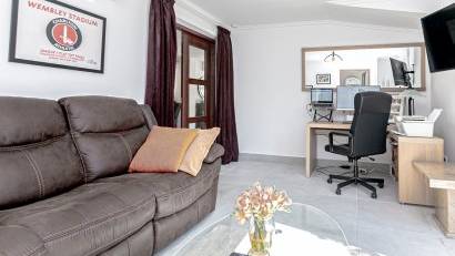 Resale - Villa -
Campoamor - Lomas de Don Juan