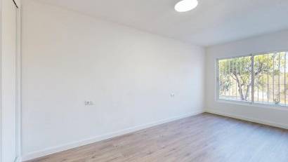 Resale - Bungalow -
Orihuela Costa - Villamartín-Las Filipinas