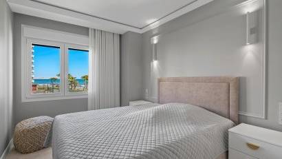 Återförsäljning - Apartment -
Orihuela - Punta Prima