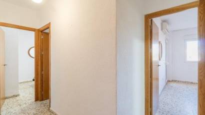 Återförsäljning - Apartment -
Orihuela Costa - La Zenia