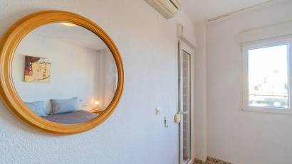 Återförsäljning - Apartment -
Orihuela Costa - La Zenia