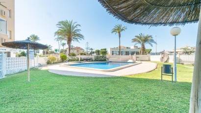 Återförsäljning - Apartment -
Orihuela Costa - La Zenia