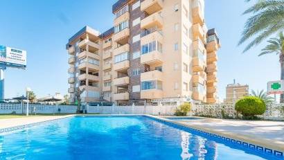 Återförsäljning - Apartment -
Orihuela Costa - La Zenia