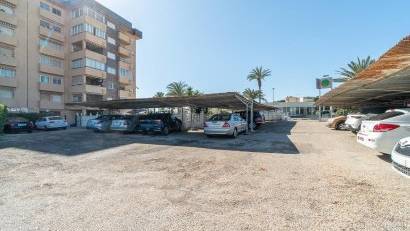 Återförsäljning - Apartment -
Orihuela Costa - La Zenia