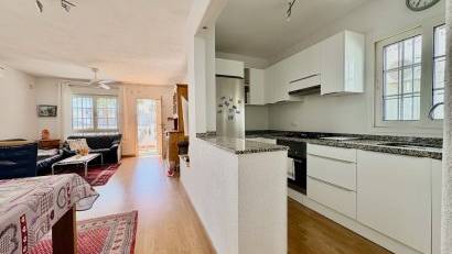 Reventa - Villa -
Orihuela - Villamartin