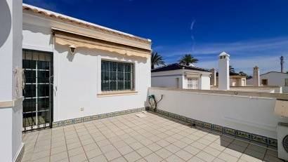 Reventa - Villa -
Orihuela - Villamartin