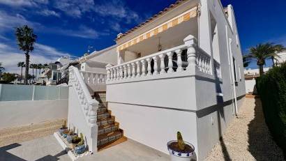 Reventa - Villa -
Orihuela - Villamartin