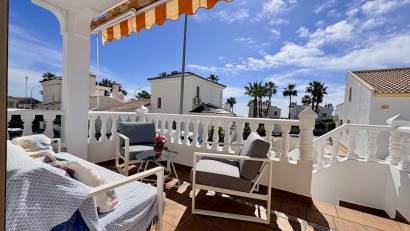 Reventa - Villa -
Orihuela - Villamartin