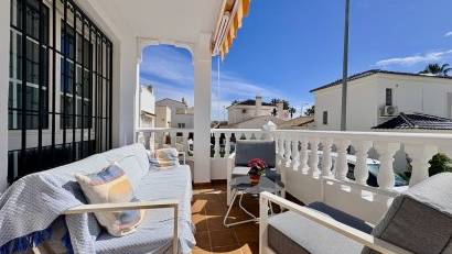 Reventa - Villa -
Orihuela - Villamartin