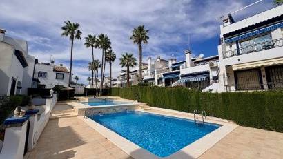 Reventa - Villa -
Orihuela - Villamartin
