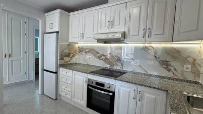 Återförsäljning - Apartment -
Orihuela Costa - Villamartín-Las Filipinas