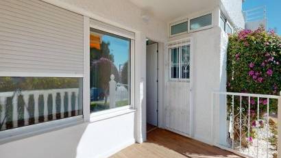 Resale - Bungalow -
Orihuela Costa - Villamartín