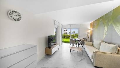 Reventa - Apartment -
Torrevieja - Punta prima