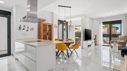 Återförsäljning - Villa -
Benijofar