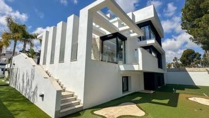 Återförsäljning - Villa -
Villamartin - Villamartín