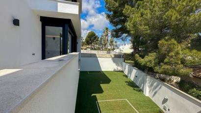 Återförsäljning - Villa -
Villamartin - Villamartín