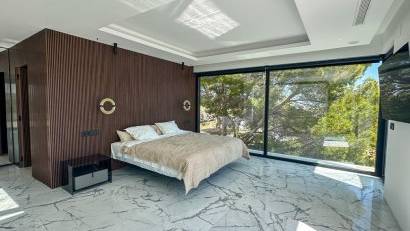 Återförsäljning - Villa -
Villamartin - Villamartín