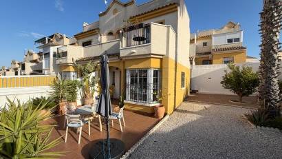 Resale - Townhouse -
Torrevieja - Los Balcones