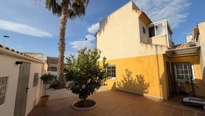 Resale - Townhouse -
Torrevieja - Los Balcones