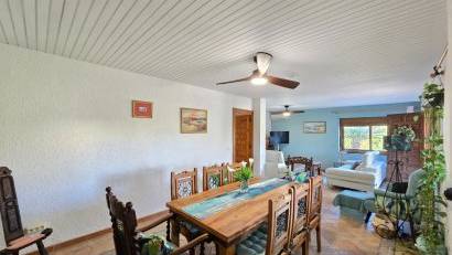 Reventa - Villa * -
Orihuela Costa * - Cabo Roig *