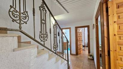 Reventa - Villa * -
Orihuela Costa * - Cabo Roig *