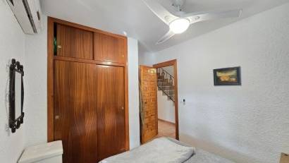 Reventa - Villa * -
Orihuela Costa * - Cabo Roig *