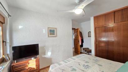 Reventa - Villa * -
Orihuela Costa * - Cabo Roig *