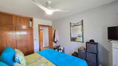 Reventa - Villa * -
Orihuela Costa * - Cabo Roig *