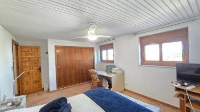 Reventa - Villa * -
Orihuela Costa * - Cabo Roig *