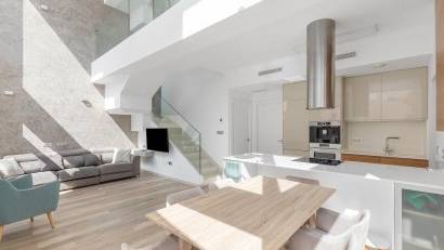 Reventa - Villa -
Rojales - Pueblo bravo