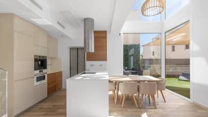 Reventa - Villa -
Rojales - Pueblo bravo