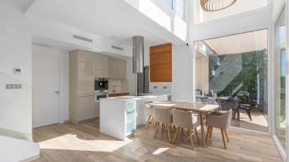 Reventa - Villa -
Rojales - Pueblo bravo