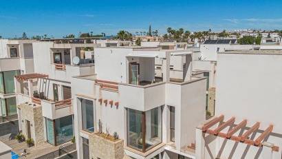 Reventa - Villa -
Rojales - Pueblo bravo