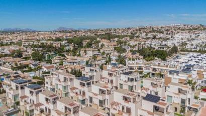 Reventa - Villa -
Rojales - Pueblo bravo