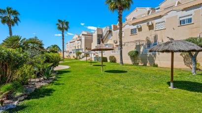 Återförsäljning - Bungalow -
Orihuela Costa - Playa Flamenca